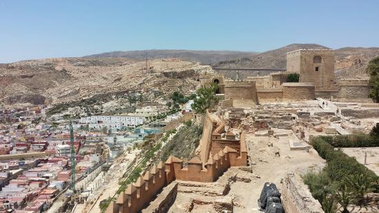 Alcazaba y Murallas del Cerro de San Cristóbal